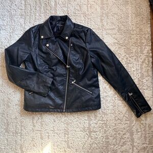 Baccini Black Faux Leather with Faux Fur Lining Silver Zippers Stylish Jacket M